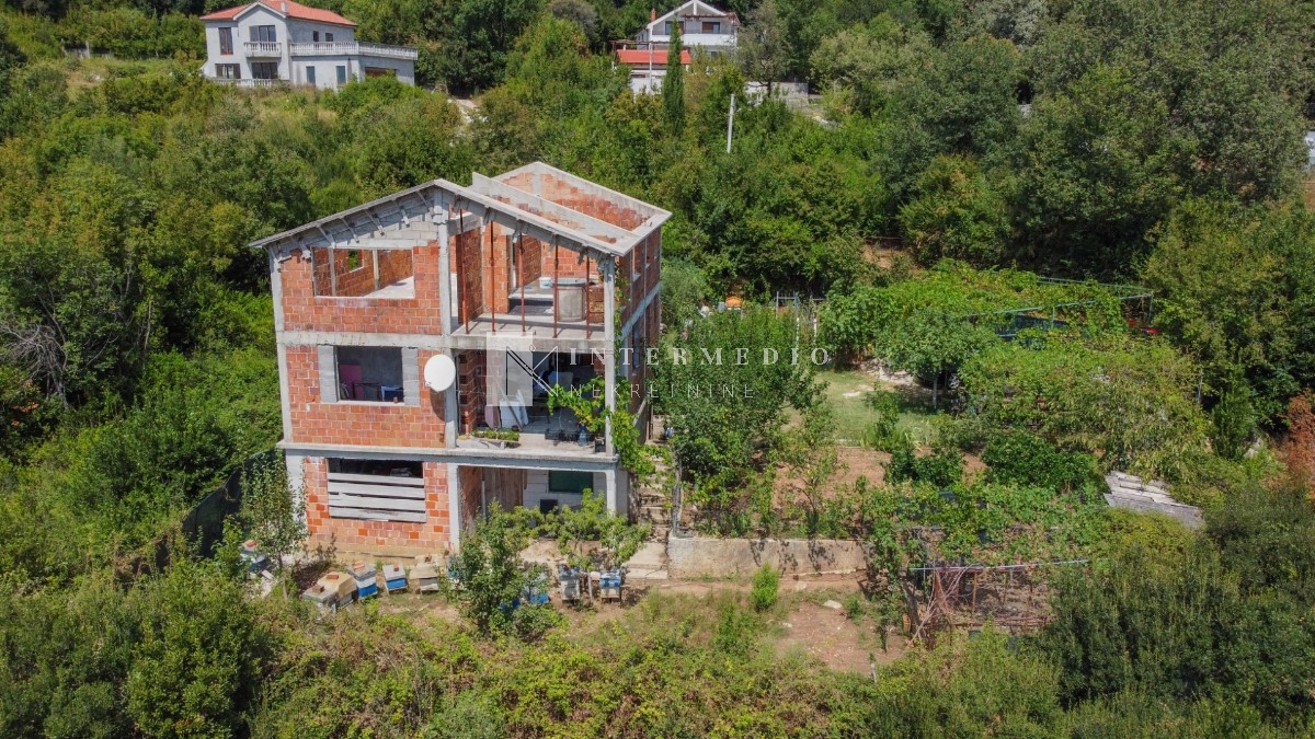 Prodaja, kuća, 200m2, Sasovići, Herceg Novi