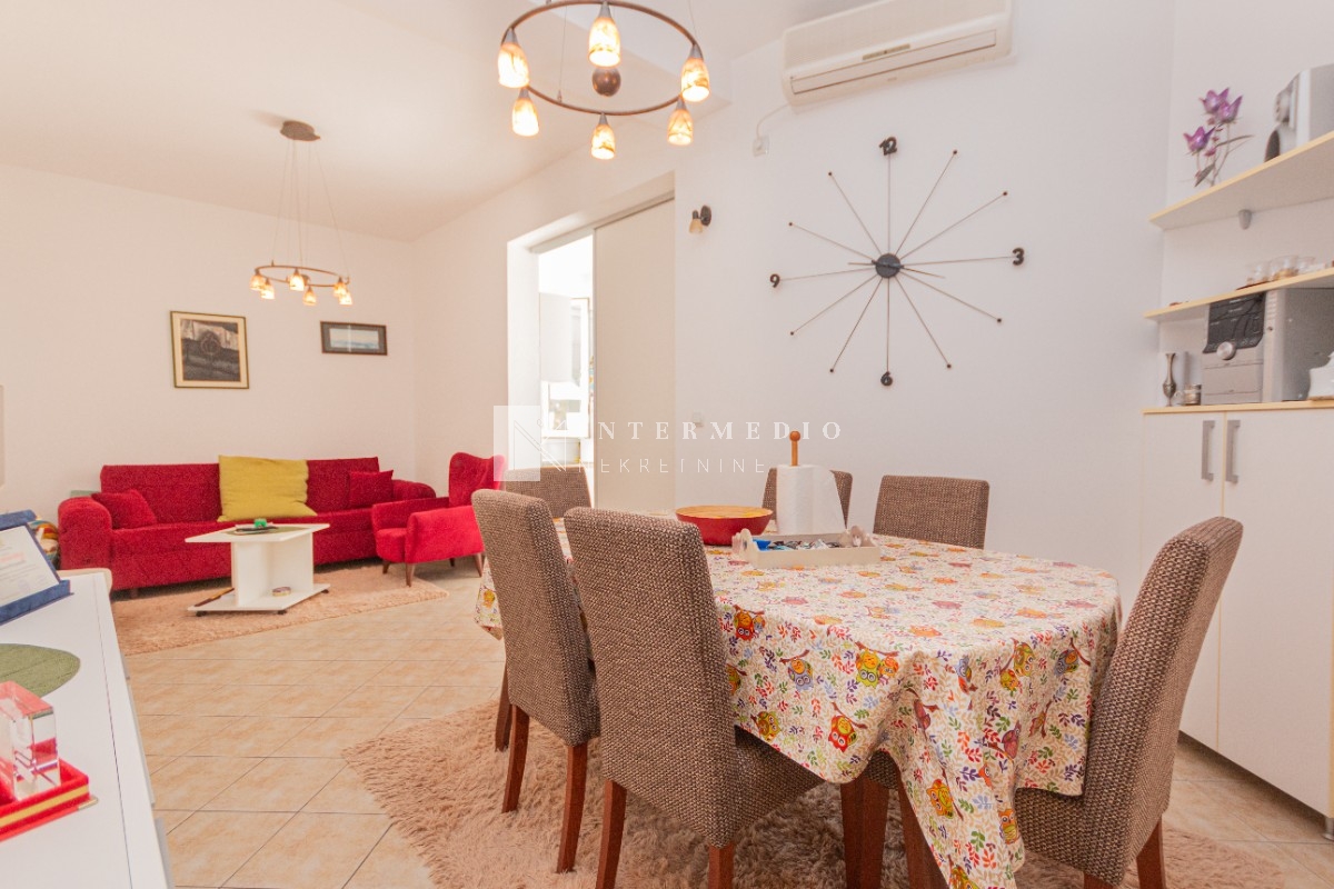 Prodaja, trosoban stan, 69m2, Savina, Herceg Novi