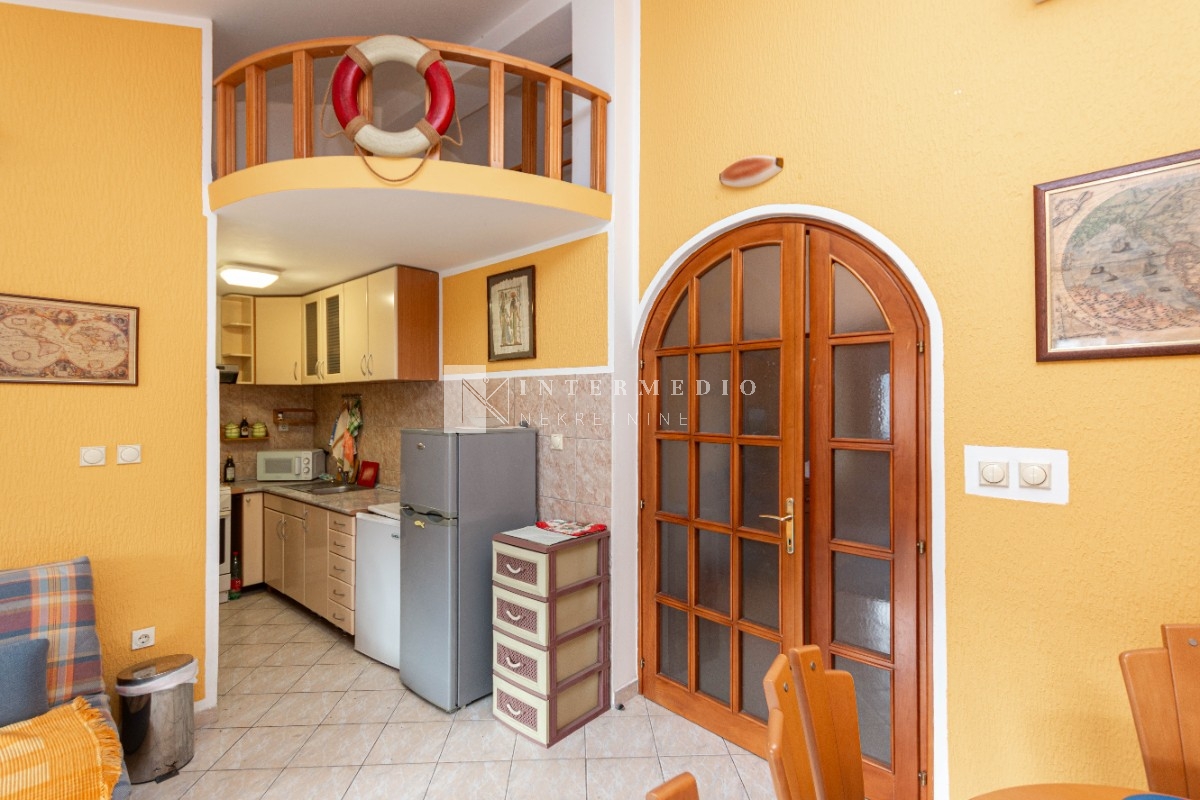 Dvosoban stan do marine Portonovi, Đenovići, Herceg Novi