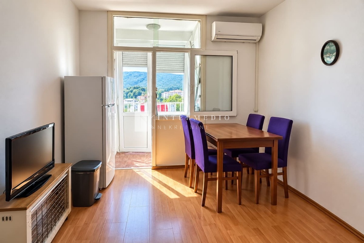 IGALO – GARSONJERA NA PRODAJU | 25 m² + terasa | 5. sprat | oko 100 m od mora