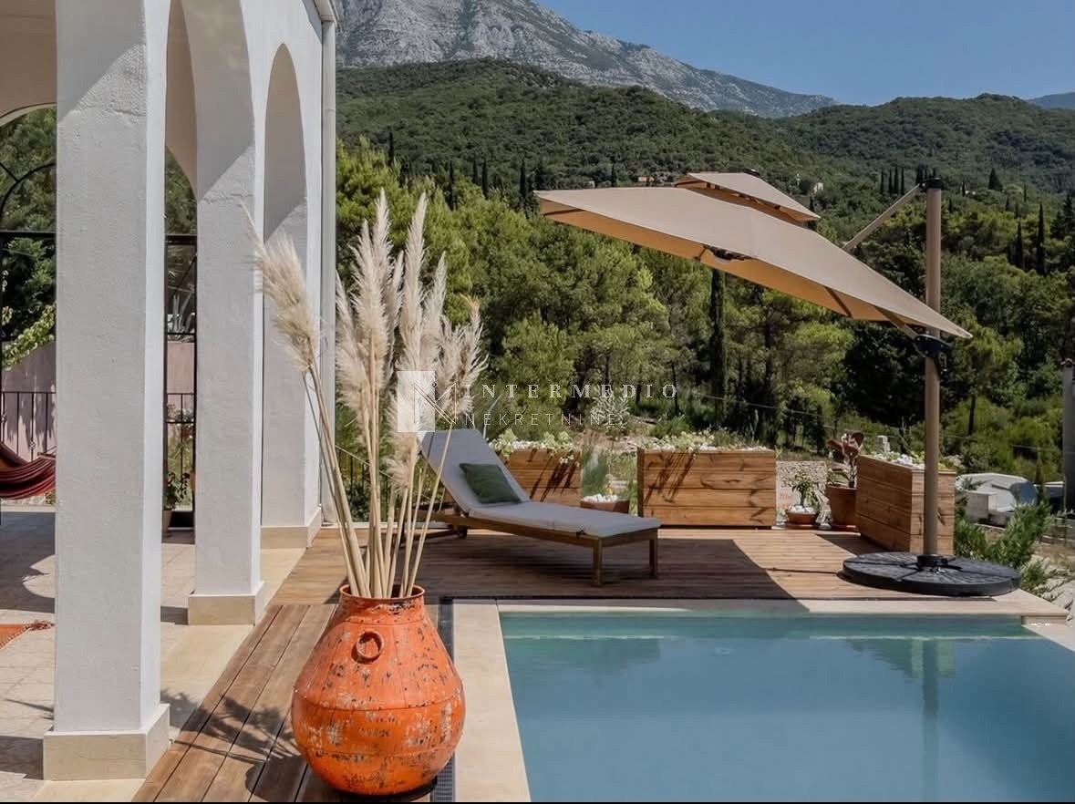 Luxury Villa with Infinity Pool and Sea Views – Ratiševina, Herceg Novi, 354 m²