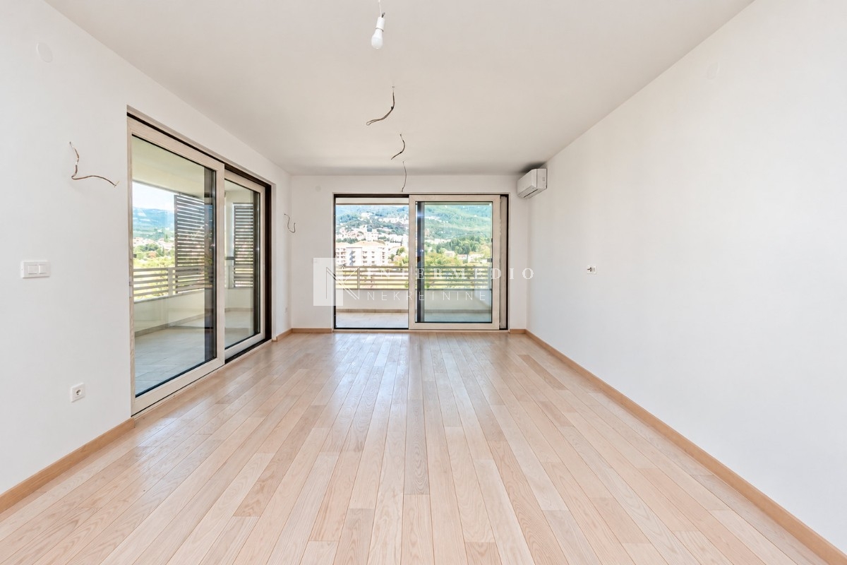 Jednosoban stan na prodaju u Igalu, Herceg Novi – 87 m², pogled na more i bazen